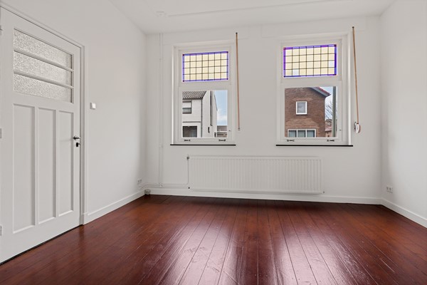 Photo - For rent: THIS COMPLETELY RENOVATED, READY-TO-MOVE-IN TOP-OF-THE-RANGE PROPERTY WITH OVER 5 BEDROOMS IS NOW AVAILABLE TO RENT!